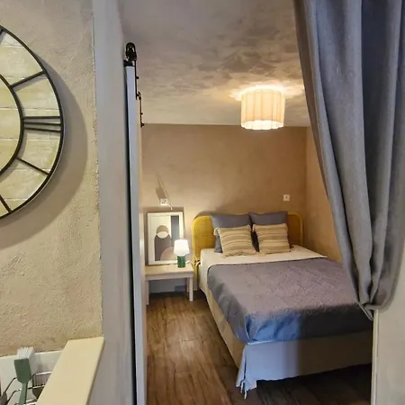 Apartmán Quai 84, Bord Du Rhone Via Rhona