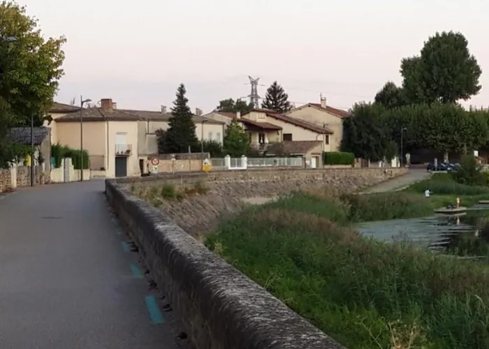 T1, Au Bord De L'eau Apartment Sablons (Drome)